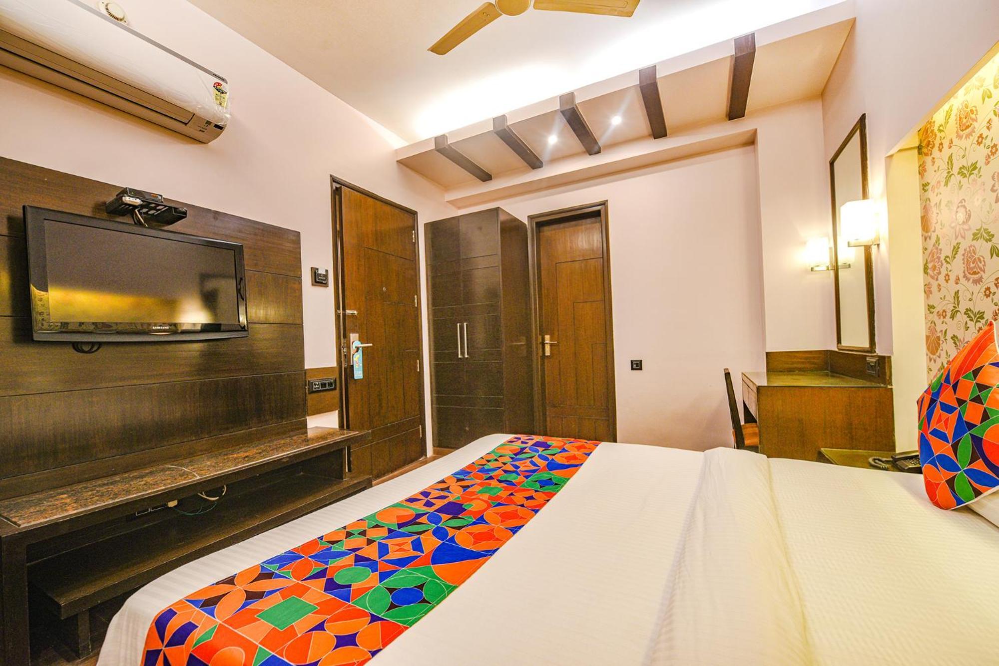 Fabhotel Aashraye New Delhi Exterior photo